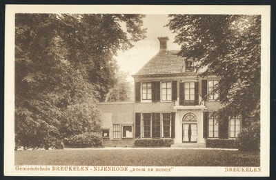 17159 Gezicht op het gemeentehuis van Breukelen, gevestigd in het huis Boom en Bosch (Markt 13).